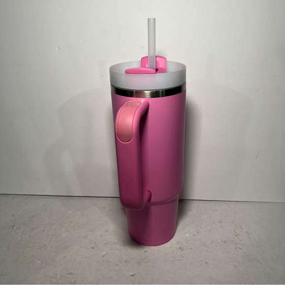 Stanley Quencher H2.0 FlowState Tumbler 30 oz – Peony Pink - Picture 2 of 7